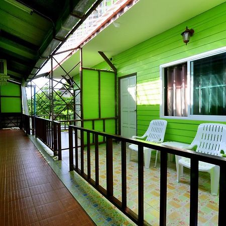Sand Sea House Phi Phi Don Esterno foto
